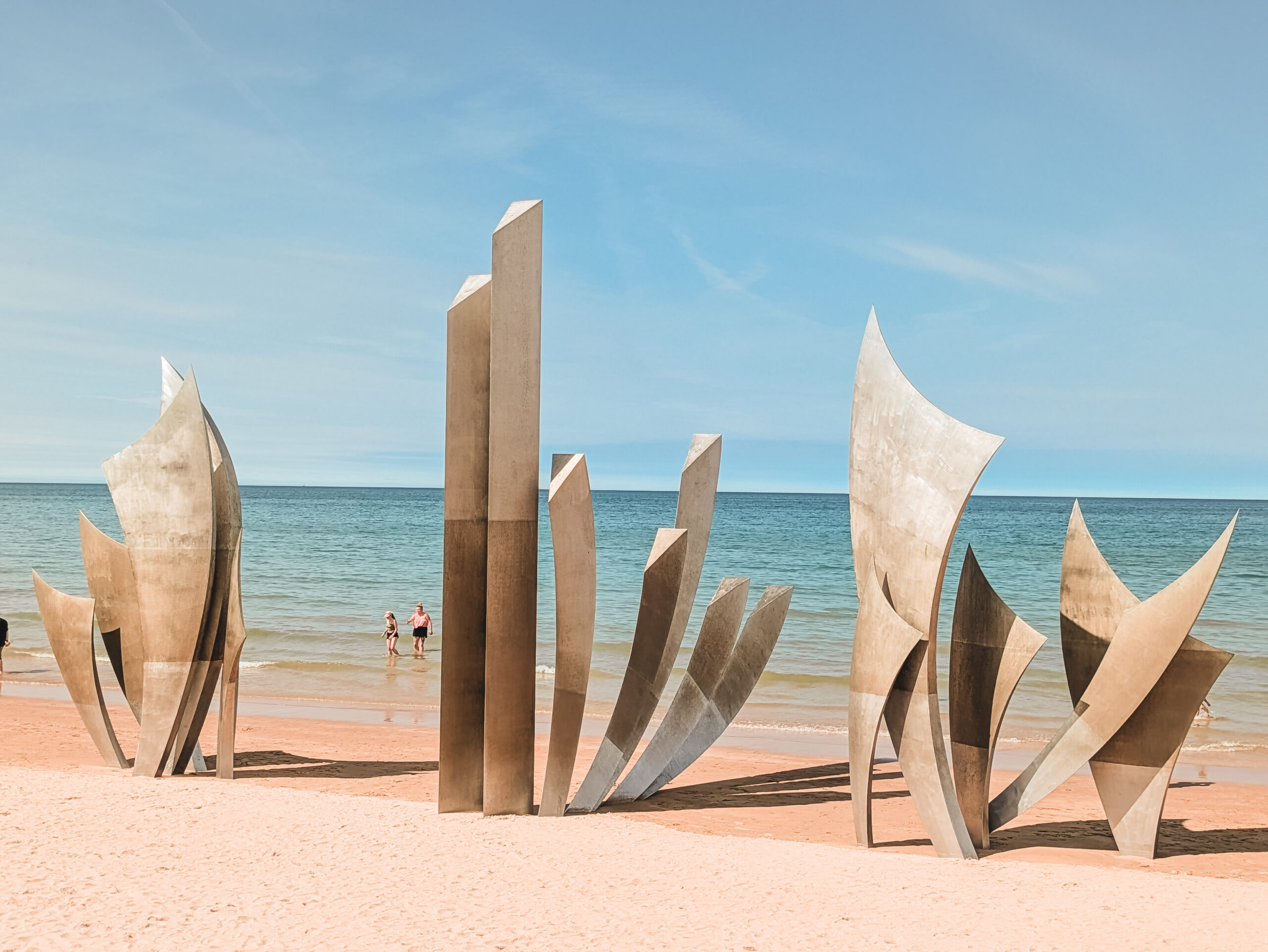 Omaha Beach : l&rsquo;incontournable plage du Débarquement